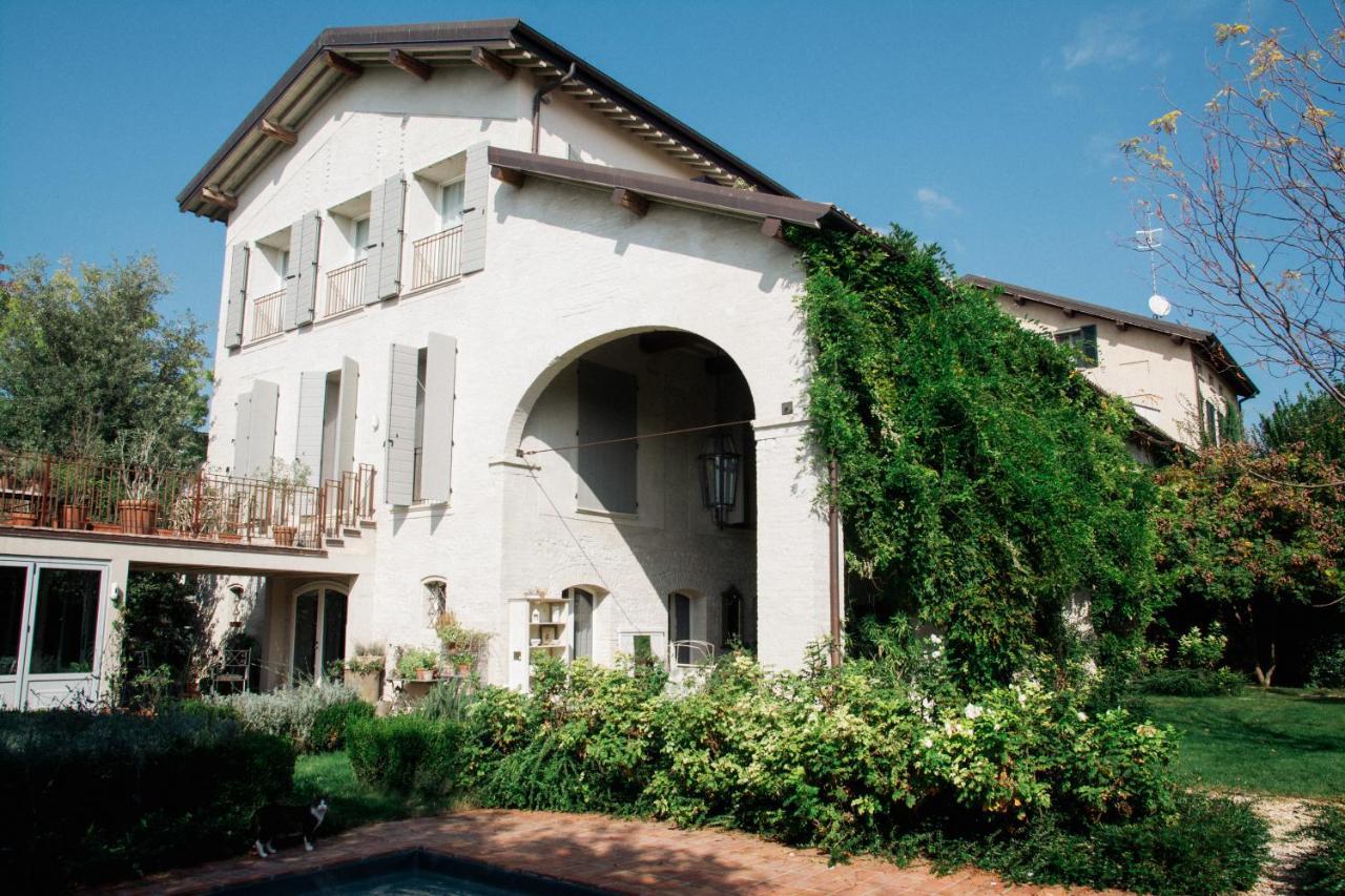 Casale Hortensia เรจโจเอมิเลีย ภายนอก รูปภาพ